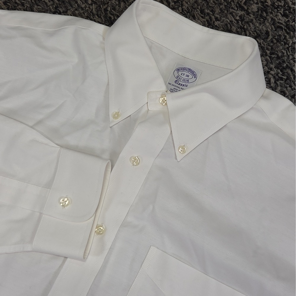 Brooks Brothers Dress Shirt Men's 17 (36) Solid White Long Sleeve Button-Up